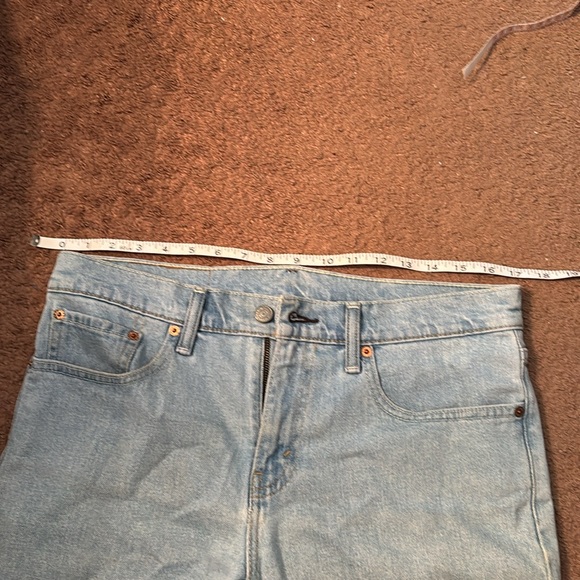 Vintage Levi’s Light Wash Cutoff Jean Denim Shorts Biker Skater Rolled Jean - Picture 4 of 4